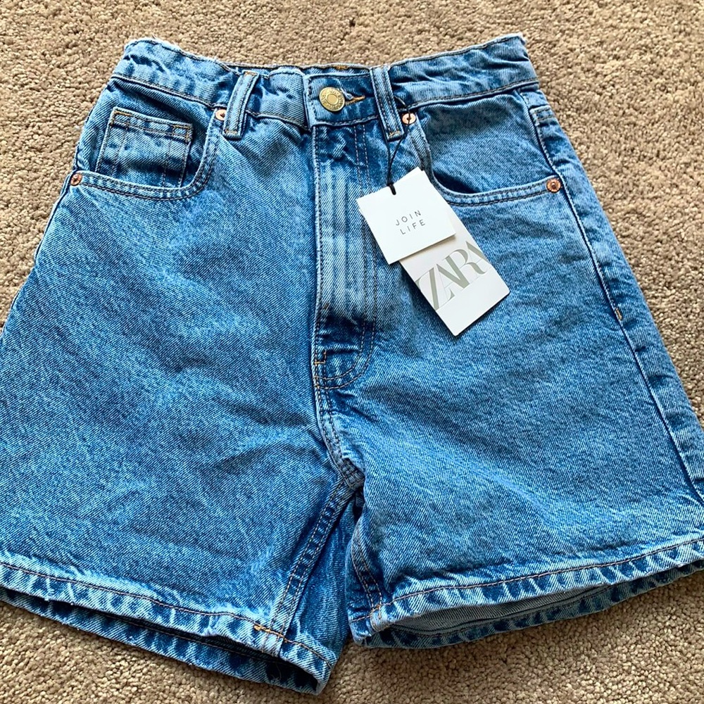 NWT Zara mom jean shorts! 💙💙💙💙